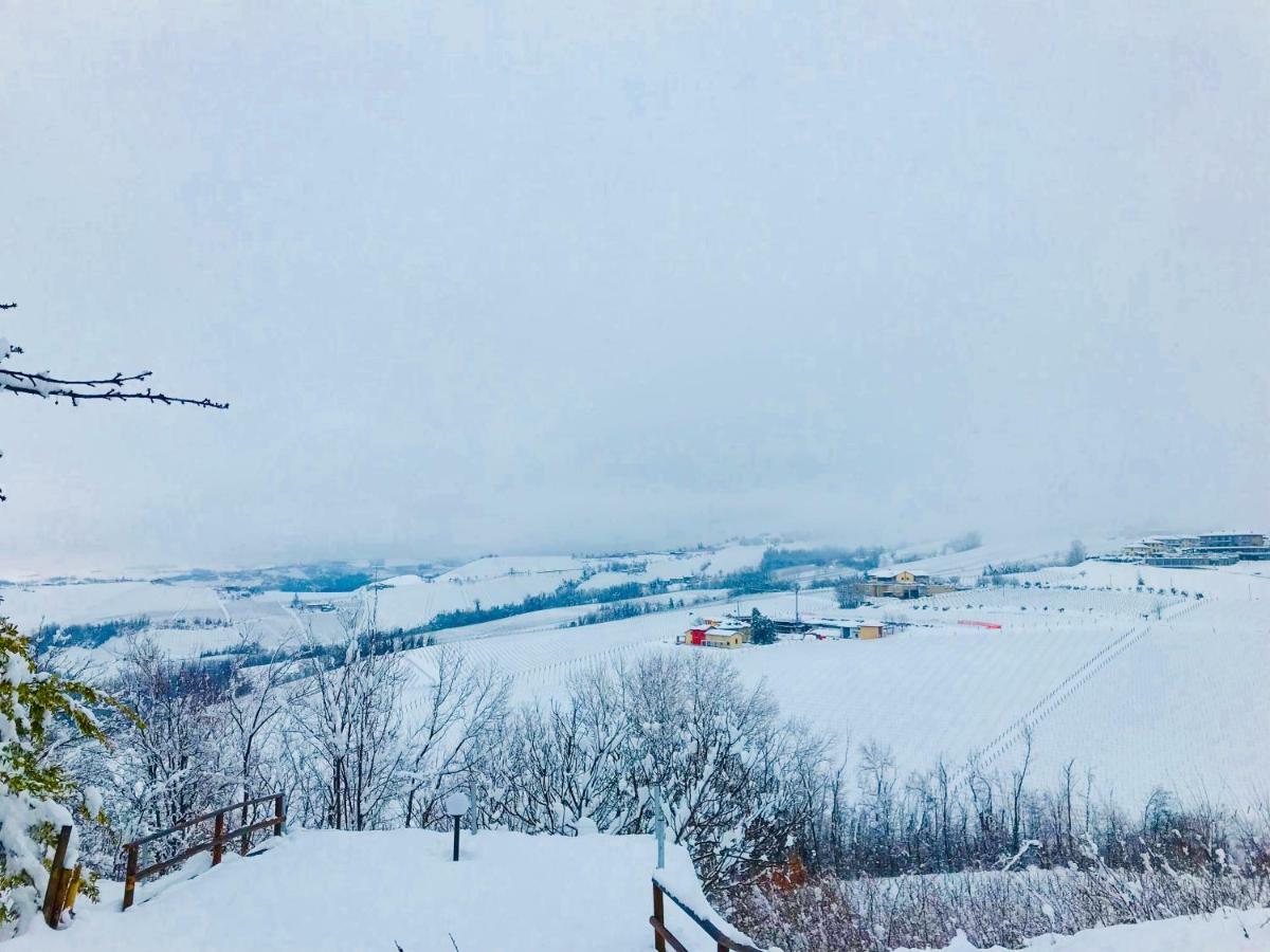 In Casetta Monforte dʼAlba Екстериор снимка